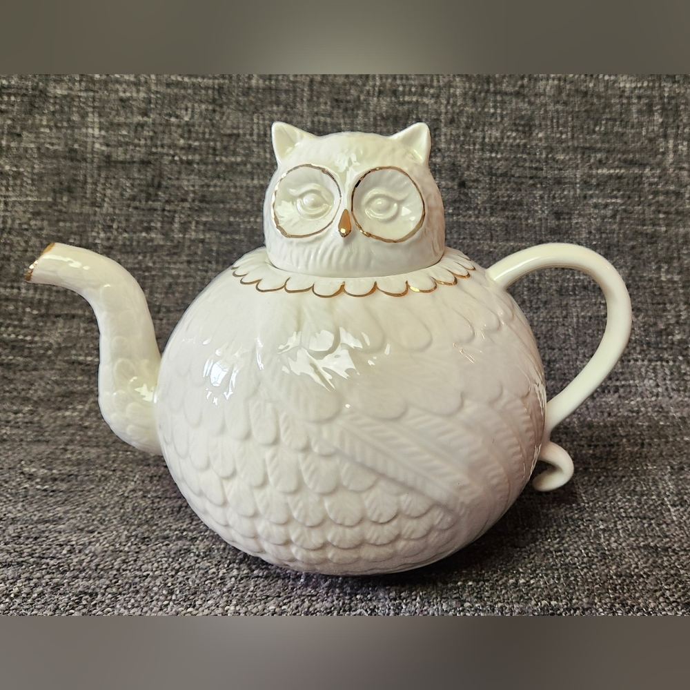 Anthropologie Wild Masquerade Owl Teapot